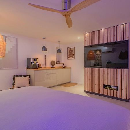 Les Bains D'Eros Hotel Cuers Luaran gambar