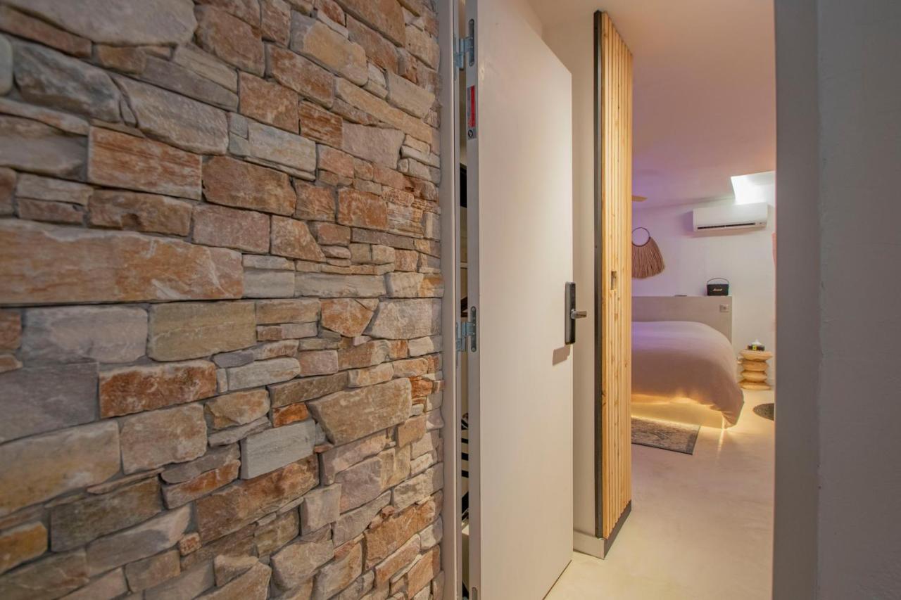 Les Bains D'Eros Hotel Cuers Luaran gambar